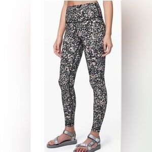 Lululemon Athletica Wunder Under Hi-Rise Floral Spritz  Leggings 4 Black/Pink